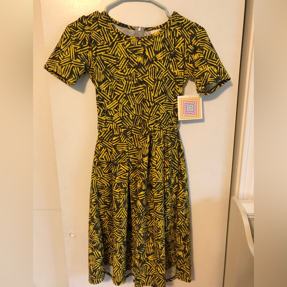 Lula Roe- Amelia dress XXS